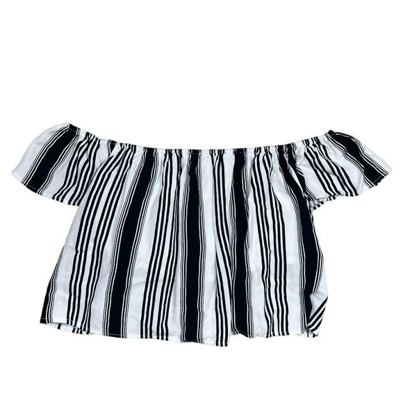 Cute Striped Blouse Shirt - Picture 2 of 3